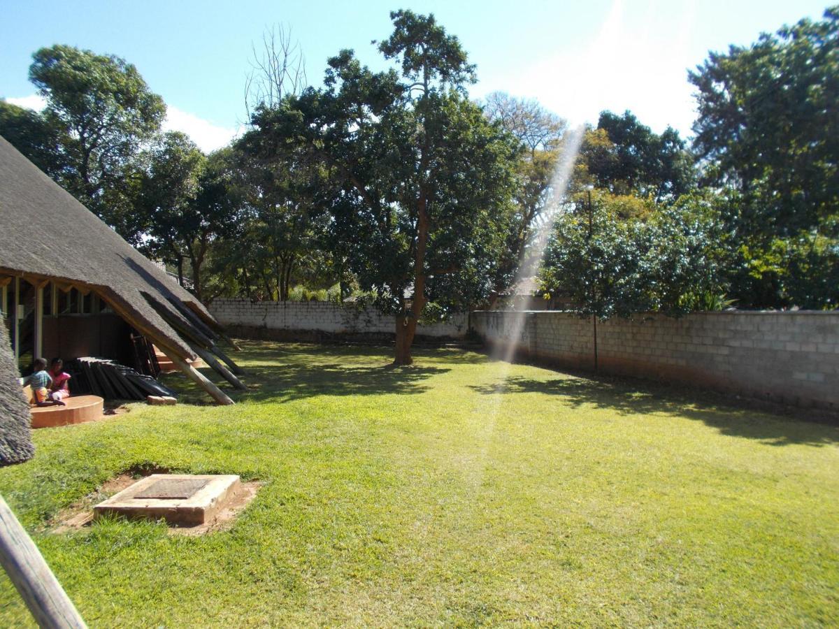 Serenity Lodge Lusaka Extérieur photo